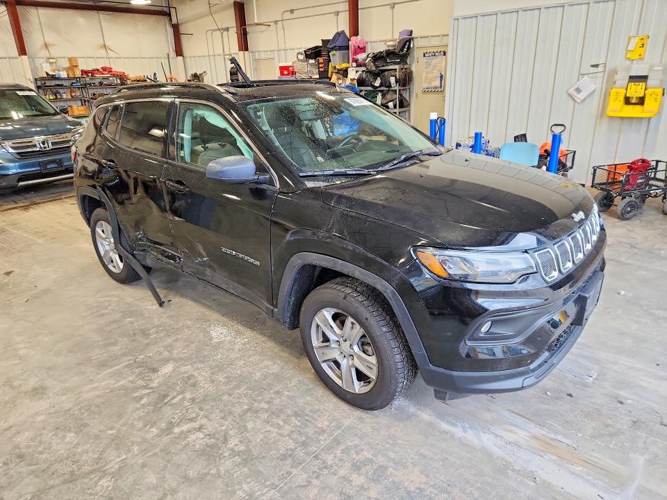 Продаж на аукціоні авто 2022 Jeep Compass, vin: 3C4NJDBB8NT217413, номер лоту: 67685916