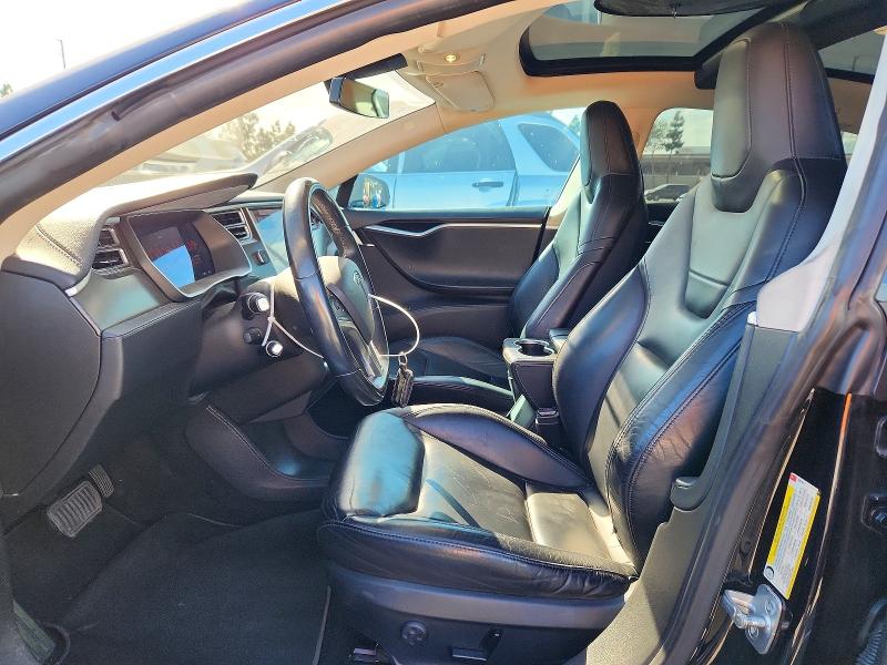 Продажа на аукционе авто 2015 Tesla Model S, vin: 5YJSA1H28FF082636, номер лота: 70790896