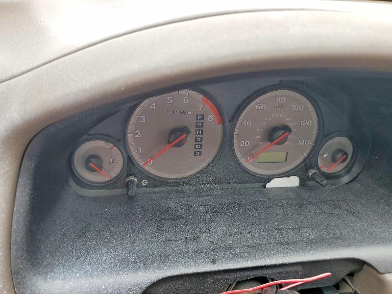 2002 Honda Civic მანქანა იყიდება აუქციონზე, vin: 1HGEM22922L081801, აუქციონის ნომერი: 70518536