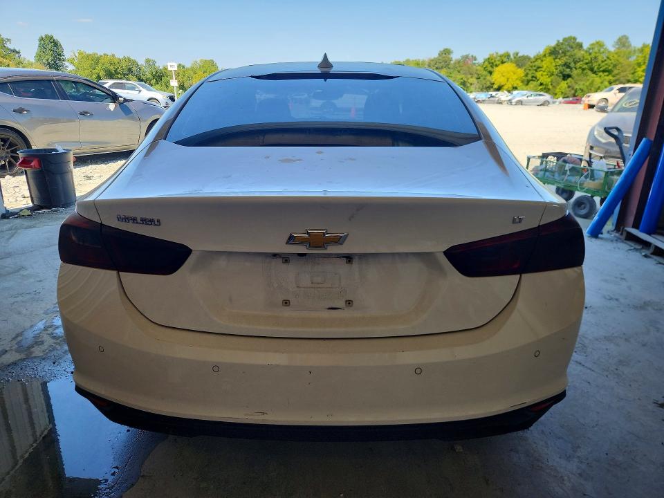 69031786 :رقم المزاد ، 1G1ZE5ST5HF216229 vin ، 2017 Chevrolet Malibu مزاد بيع