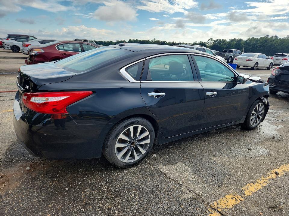 67838996 :رقم المزاد ، 1N4AL3AP1HC272498 vin ، 2017 Nissan Altima مزاد بيع