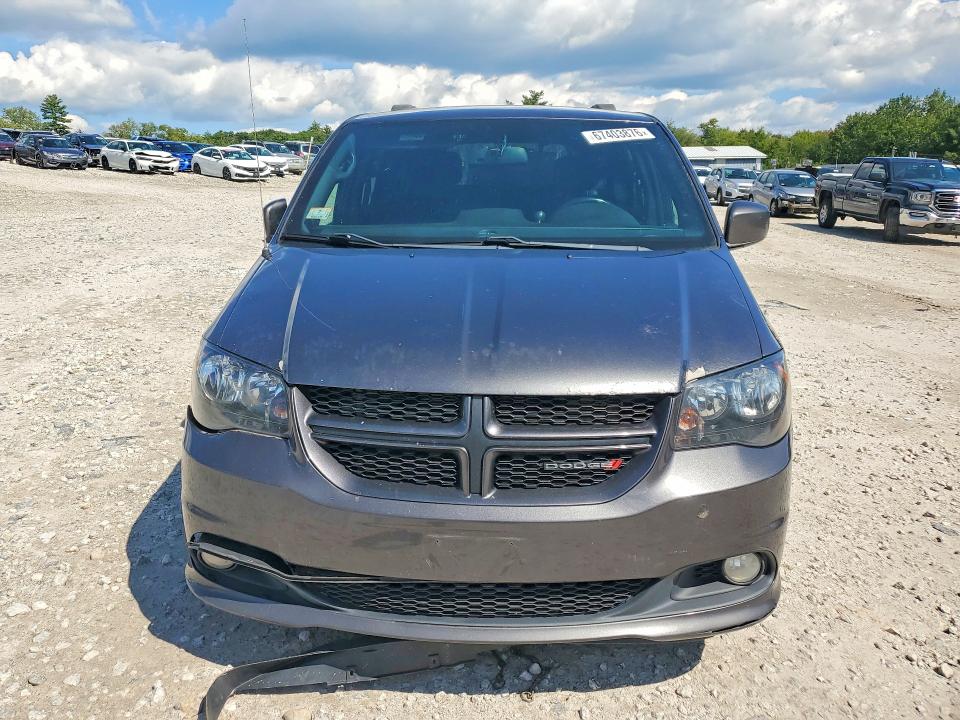 67403876 :رقم المزاد ، 2C4RDGEG1JR297054 vin ، 2018 Dodge Grand Caravan مزاد بيع