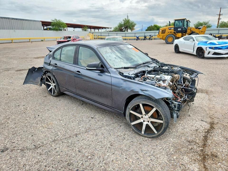 67415986 :رقم المزاد ، WBA3B3C5XFF548901 vin ، 2015 Bmw 328 مزاد بيع
