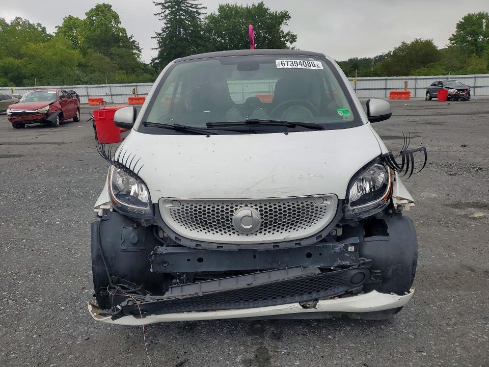 Продаж на аукціоні авто 2016 Smart Fortwo, vin: WMEFJ5DA8GK051558, номер лоту: 67394086