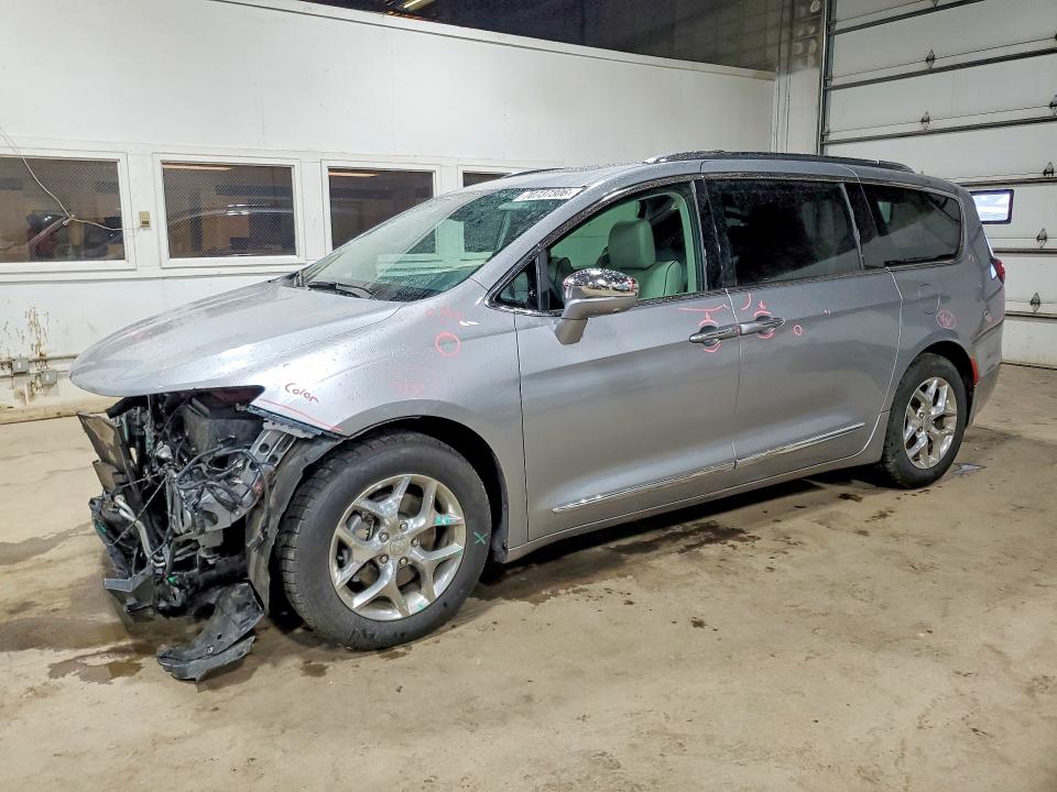 2018 Chrysler Pacifica მანქანა იყიდება აუქციონზე, vin: 2C4RC1GG6JR247456, აუქციონის ნომერი: 70737306