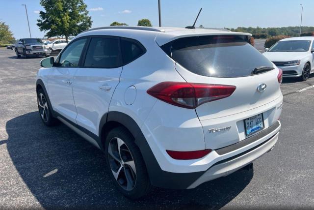Продажа на аукционе авто 2017 Hyundai Tucson, vin: KM8J3CA2XHU275940, номер лота: 69829776