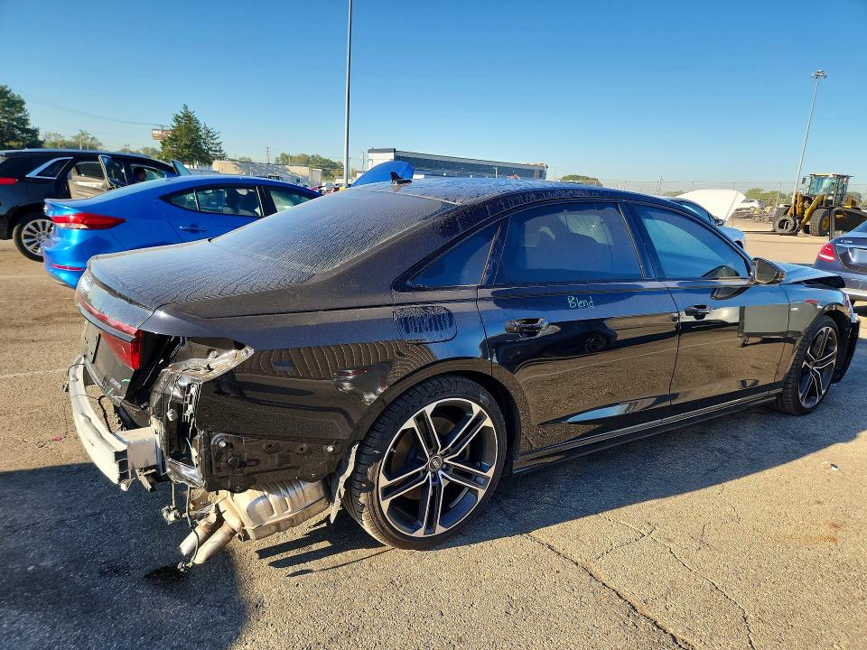 Продажа на аукционе авто 2025 Audi A8, vin: WAULDAF88SN012405, номер лота: 69843586