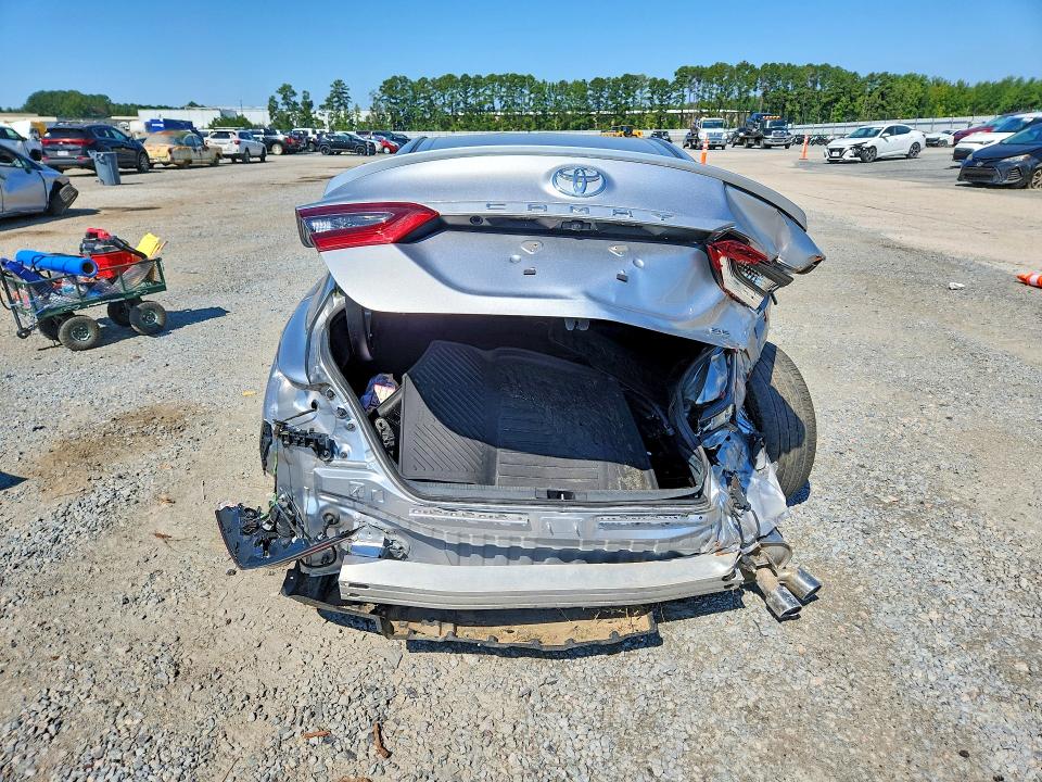 Продаж на аукціоні авто 2023 Toyota Camry, vin: 4T1G11AK6PU786774, номер лоту: 68826056