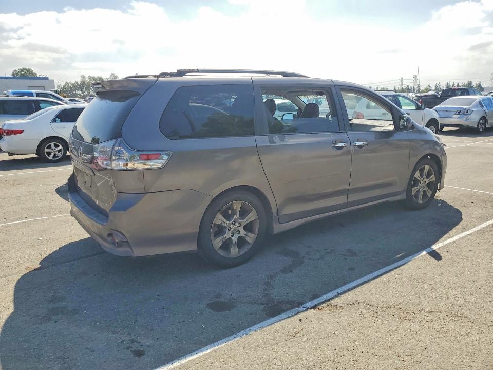 68712726 :رقم المزاد ، 5TDXK3DC4ES412280 vin ، 2014 Toyota Sienna مزاد بيع