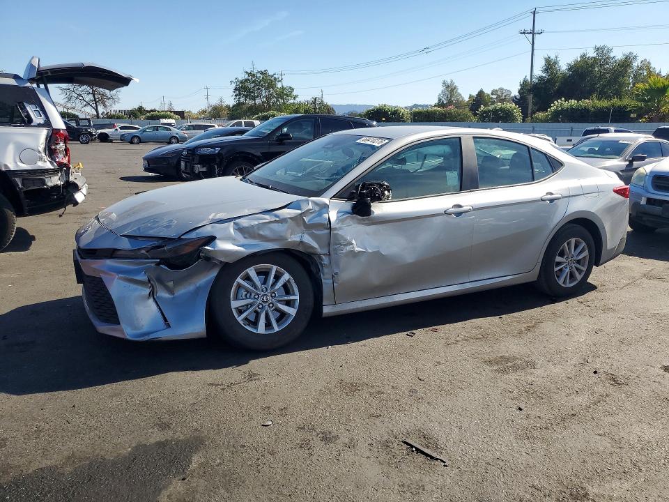 Продажа на аукционе авто 2025 Toyota Camry, vin: 4T1DBADK7SU002851, номер лота: 68410276