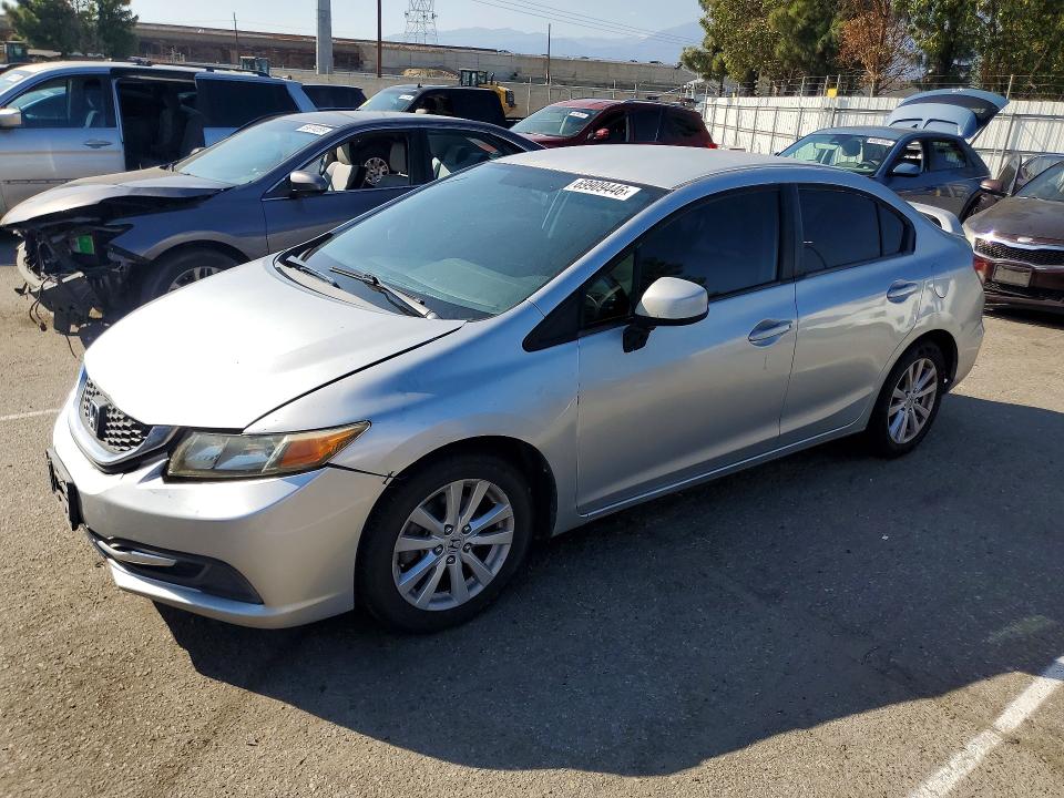 69909446 :رقم المزاد ، 2HGFB2F50FH531126 vin ، 2015 Honda Civic مزاد بيع
