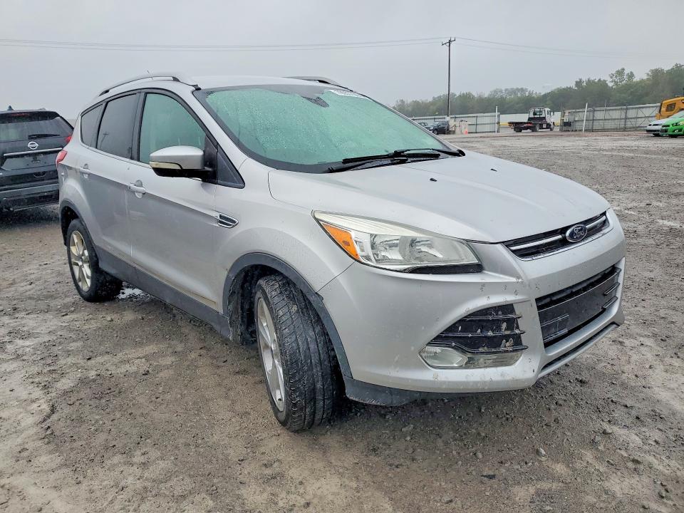 Продаж на аукціоні авто 2015 Ford Escape, vin: 1FMCU9J95FUA19885, номер лоту: 70953796