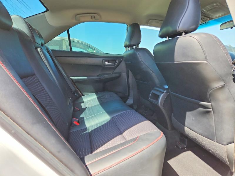 68647236 :رقم المزاد ، 4T1BF1FK5FU896962 vin ، 2015 Toyota Camry مزاد بيع