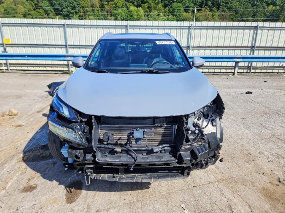 Продаж на аукціоні авто 2022 Nissan Rogue, vin: JN8BT3DD9NW270805, номер лоту: 69722096