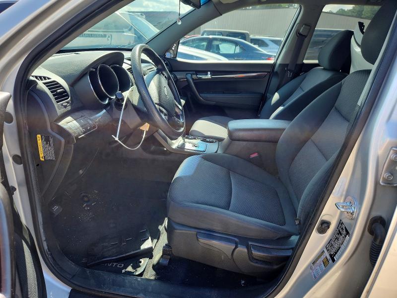 68832986 :رقم المزاد ، 5XYKT4A25DG328795 vin ، 2013 Kia Sorento مزاد بيع