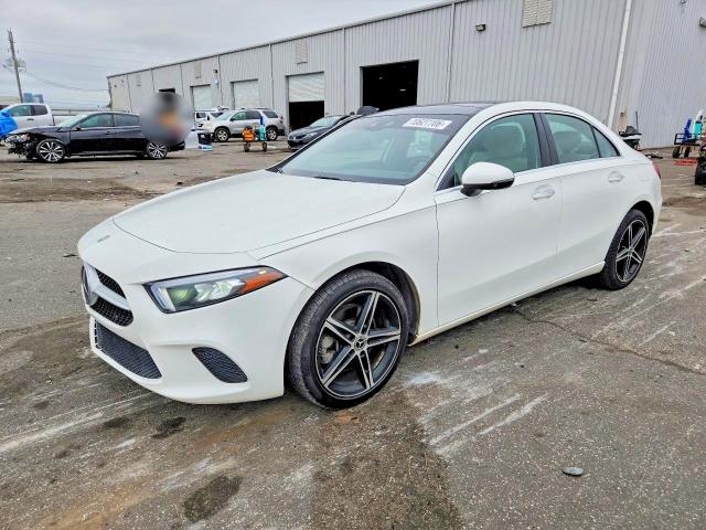 Продажа на аукционе авто 2019 Mercedes-benz A, vin: WDD3G4EB4KW012801, номер лота: 70627706