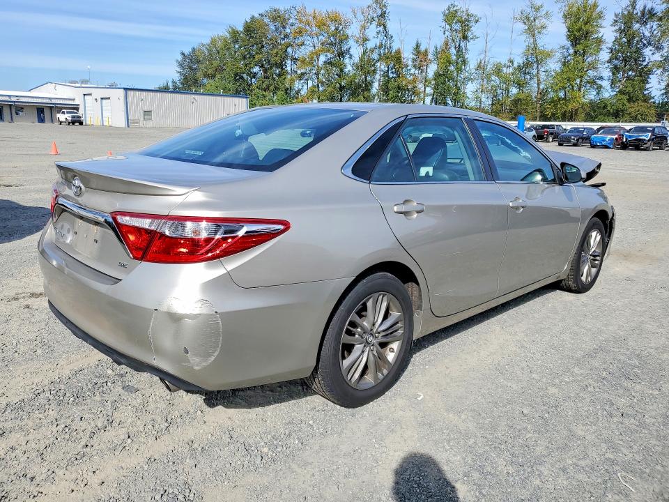 2017 Toyota Camry მანქანა იყიდება აუქციონზე, vin: 4T1BF1FKXHU763777, აუქციონის ნომერი: 69642166