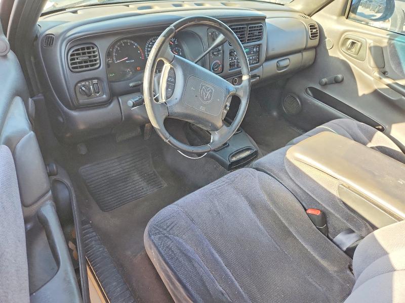 2000 Dodge Dakota მანქანა იყიდება აუქციონზე, vin: 1B7GL22N4YS550022, აუქციონის ნომერი: 68769576