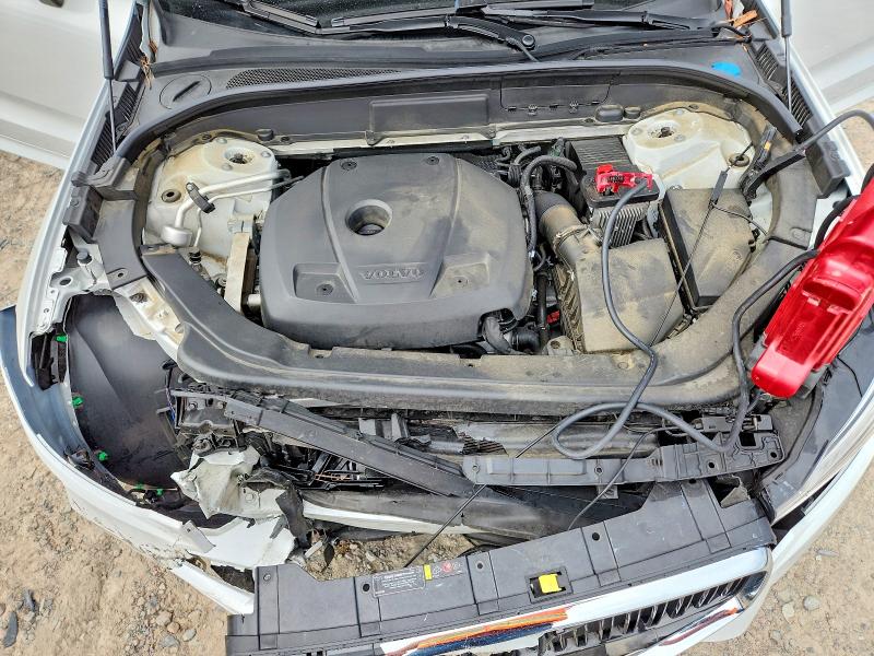 Продаж на аукціоні авто 2019 Volvo Xc60, vin: LYV102DK5KB177550, номер лоту: 69574096