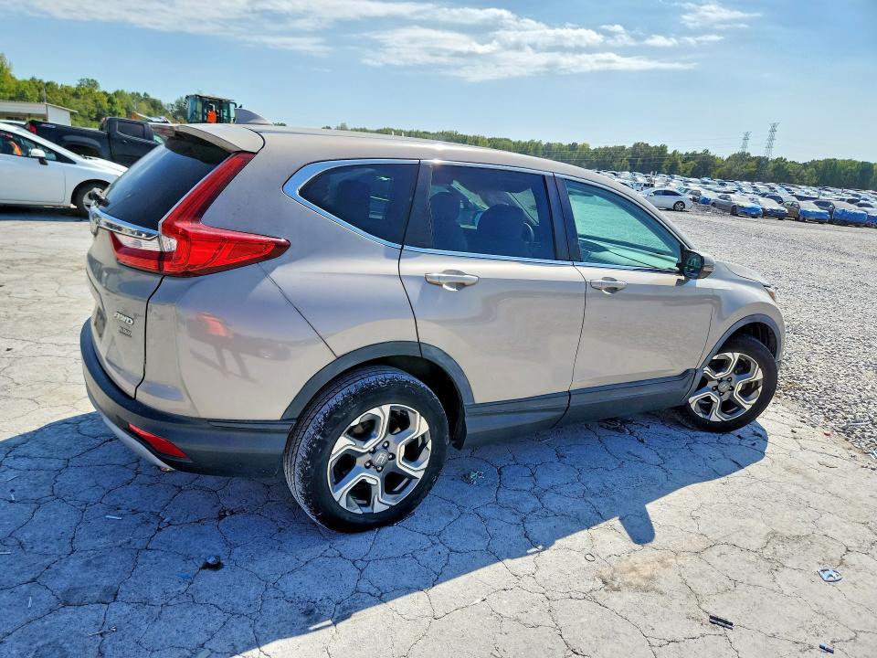 69945866 :رقم المزاد ، 5J6RW2H54JL030887 vin ، 2018 Honda Cr-v مزاد بيع