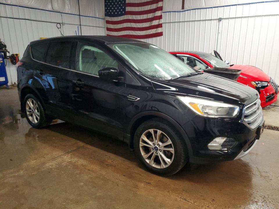 2017 Ford Escape მანქანა იყიდება აუქციონზე, vin: 1FMCU9GD6HUA11261, აუქციონის ნომერი: 67249756