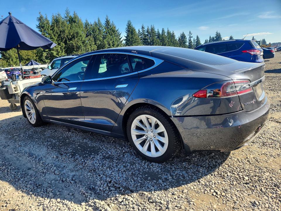 Продаж на аукціоні авто 2017 Tesla Model S, vin: 5YJSA1E22HF217407, номер лоту: 69904306