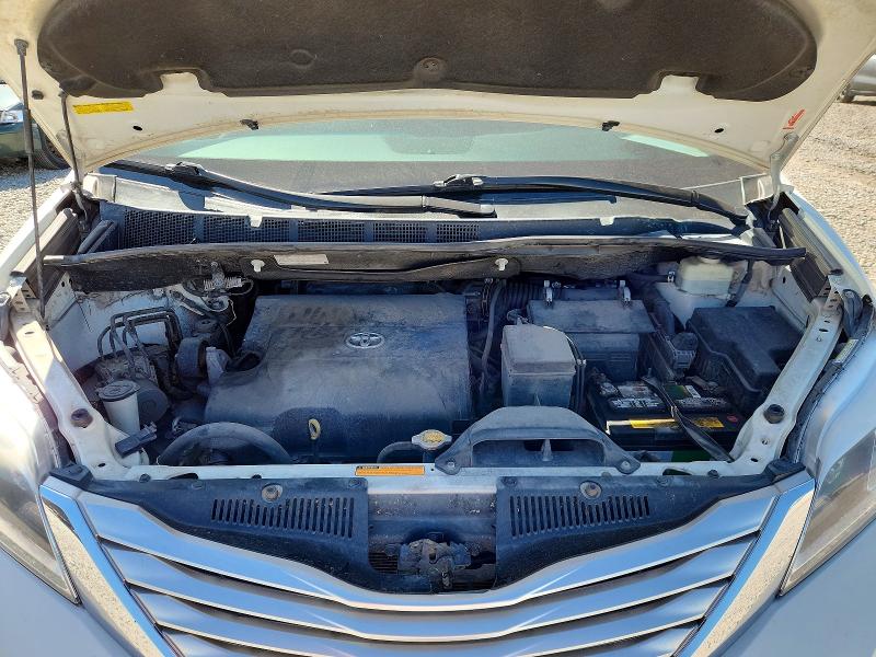Продажа на аукционе авто 2016 Toyota Sienna, vin: 5TDYK3DC0GS697129, номер лота: 69525606
