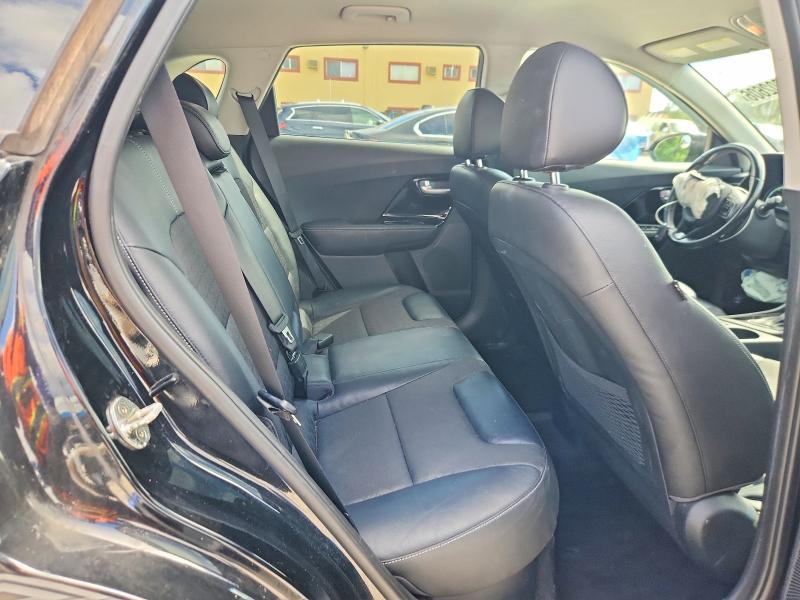 69202606 :رقم المزاد ، KNDCC3LC9J5110545 vin ، 2018 Kia Niro مزاد بيع