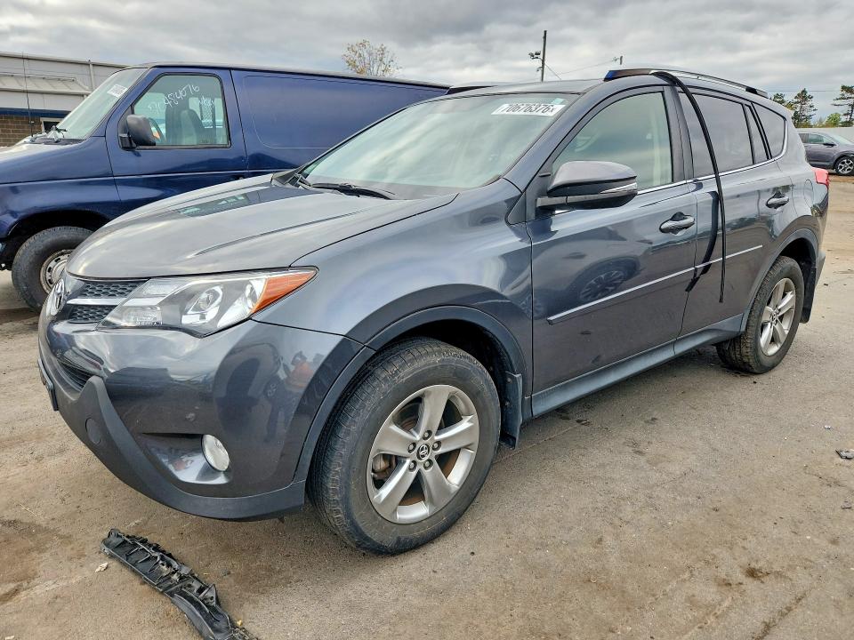 Продажа на аукционе авто 2015 Toyota Rav4, vin: JTMRFREV5FD102099, номер лота: 70676376