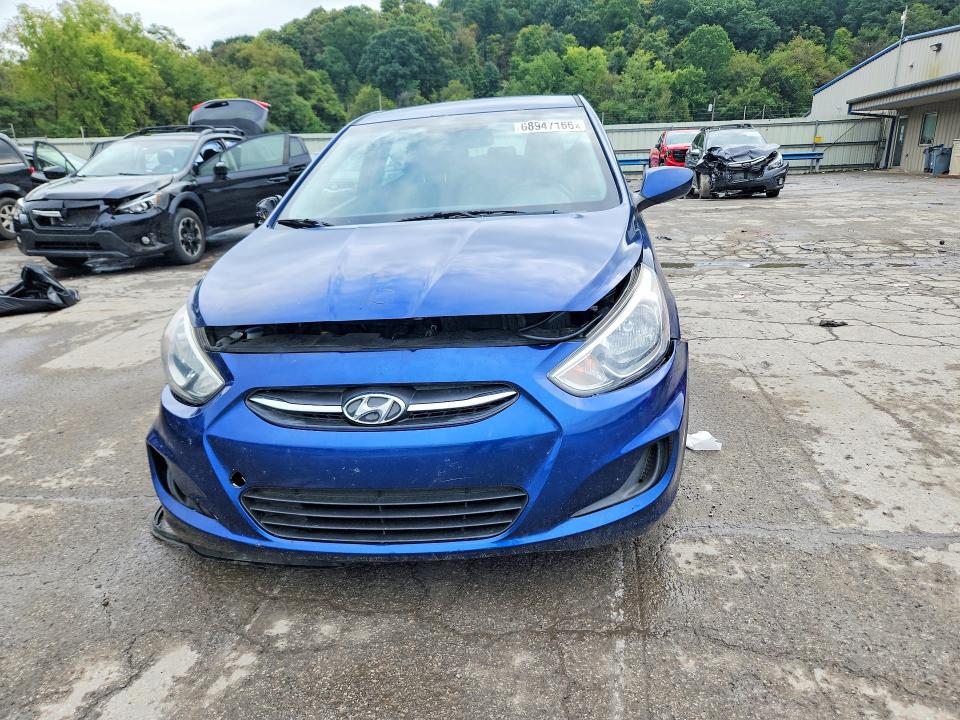 68947166 :رقم المزاد ، KMHCT5AE5FU225166 vin ، 2015 Hyundai Accent مزاد بيع