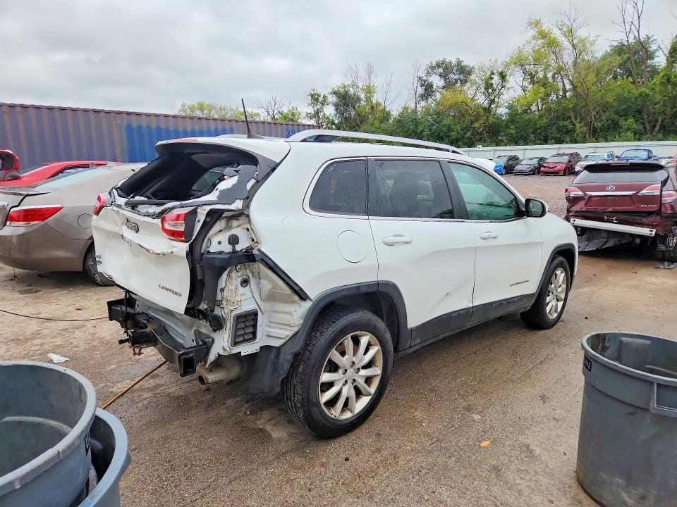 68141986 :رقم المزاد ، 1C4PJMDS8HW618495 vin ، 2017 Jeep Cherokee مزاد بيع