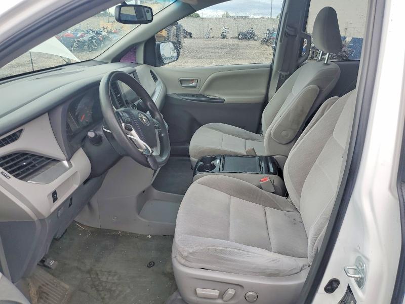 Продаж на аукціоні авто 2015 Toyota Sienna, vin: 5TDKK3DC8FS620559, номер лоту: 69958216