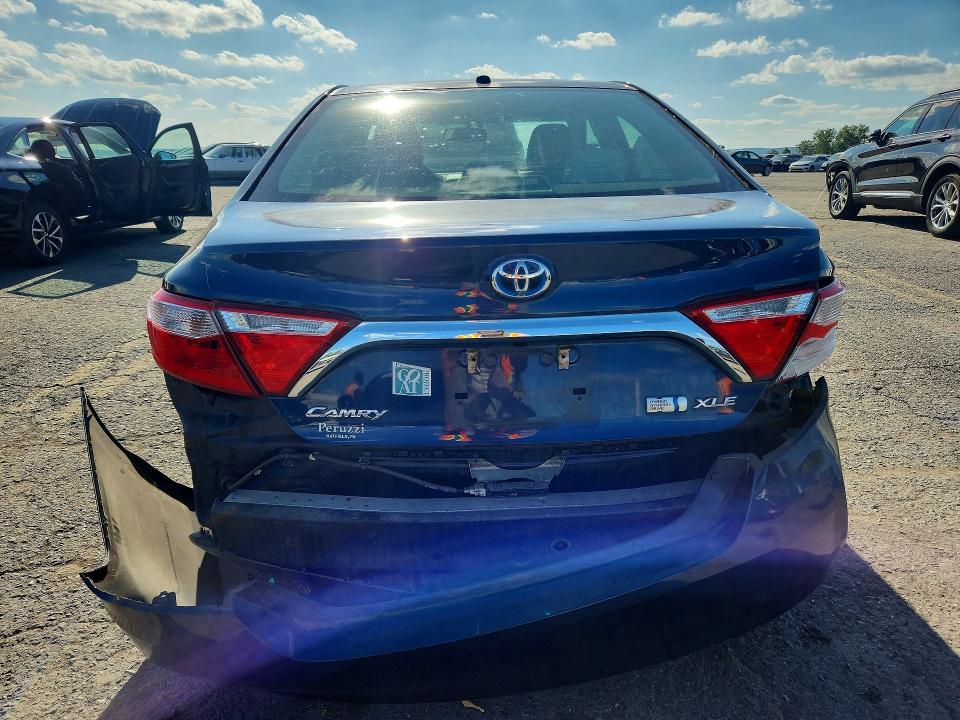 68446996 :رقم المزاد ، 4T1BD1FK8HU204573 vin ، 2017 Toyota Camry Hybrid مزاد بيع