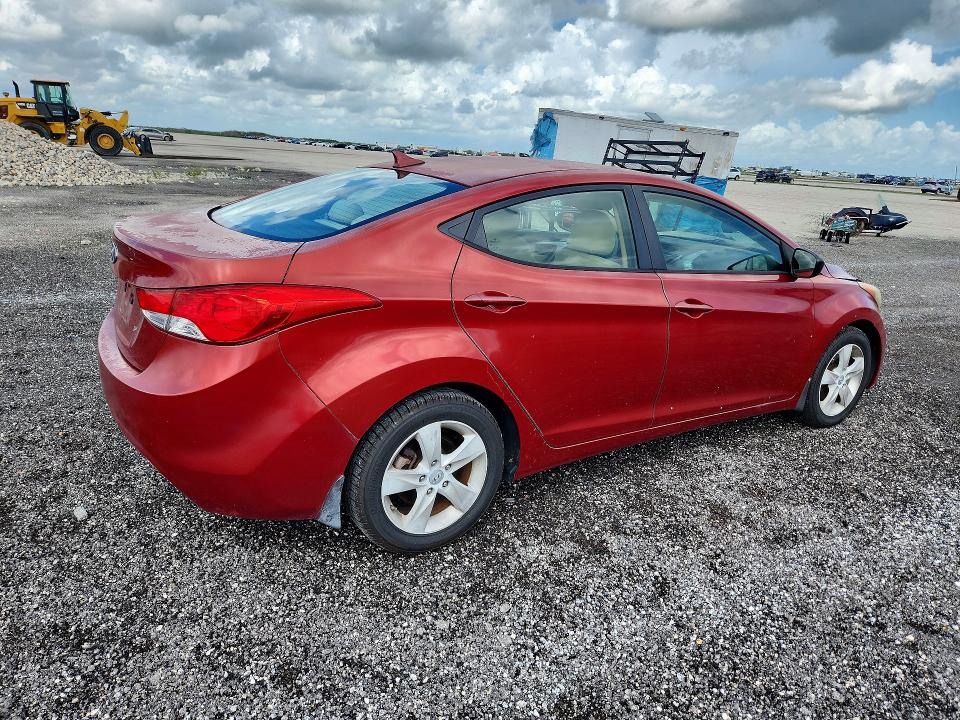 2013 Hyundai Elantra მანქანა იყიდება აუქციონზე, vin: KMHDH4AE5DU620607, აუქციონის ნომერი: 68822506