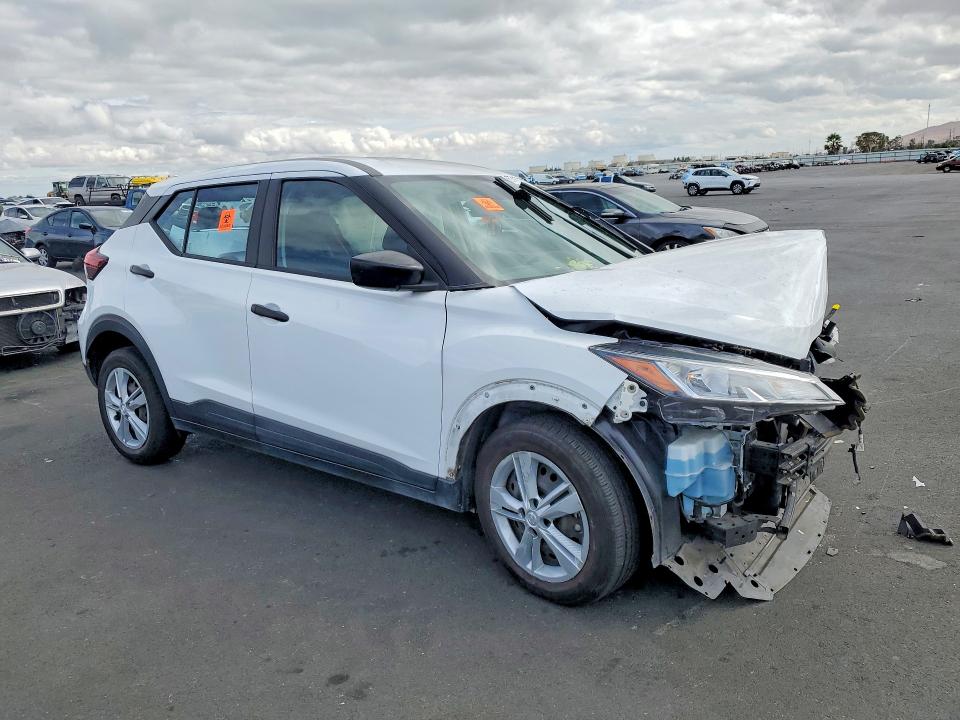 67452296 :رقم المزاد ، 3N1CP5BV4NL506183 vin ، 2022 Nissan Kicks مزاد بيع