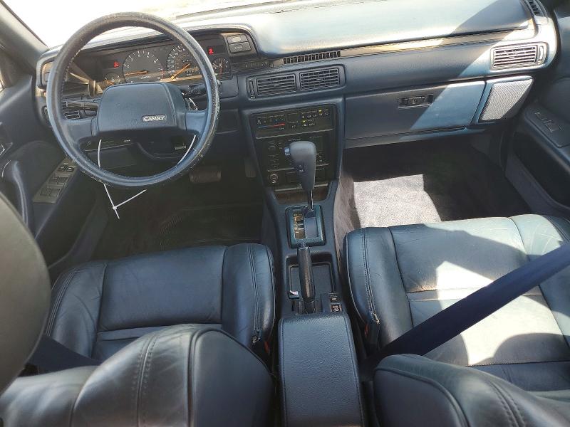 70541686 :رقم المزاد ، 4T1VV22E1LU030080 vin ، 1990 Toyota Camry مزاد بيع