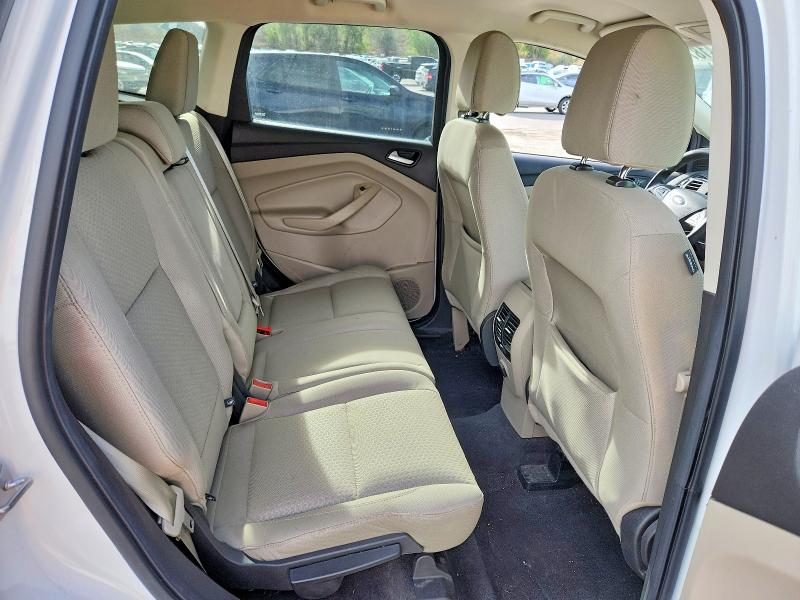 Продажа на аукционе авто 2017 Ford Escape, vin: 1FMCU9GD9HUC34474, номер лота: 68441876