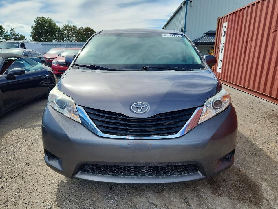 Aukcja sprzedaży 2012 Toyota Sienna, vin: 5TDKK3DC5CS226125, numer aukcji: 67777216