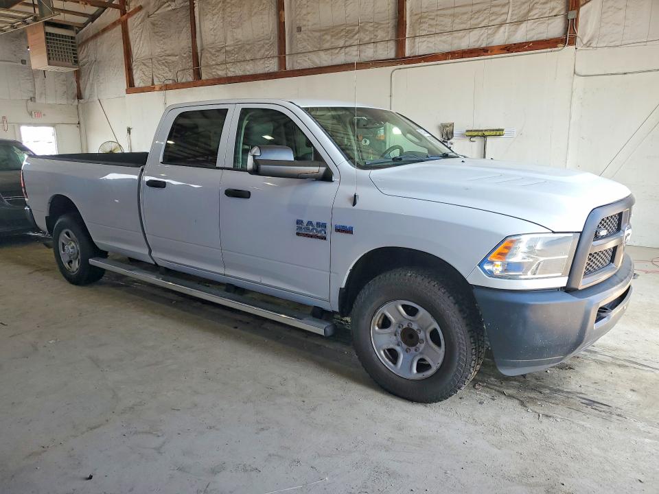 69854266 :رقم المزاد ، 3C6UR4HJ8FG667339 vin ، 2015 Ram 2500 مزاد بيع