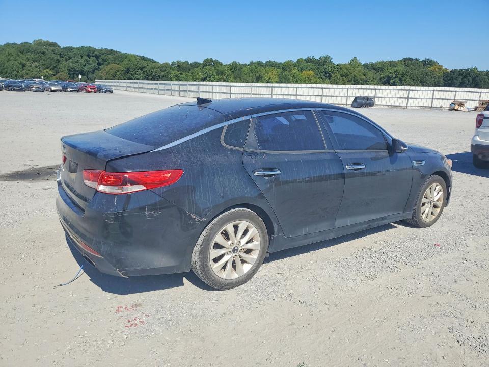 Продажа на аукционе авто 2017 Kia Optima, vin: 5XXGT4L32HG141522, номер лота: 67184546