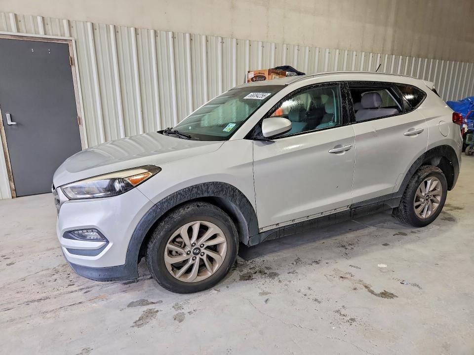 Aukcja sprzedaży 2016 Hyundai Tucson, vin: KM8J33A43GU081590, numer aukcji: 68084256