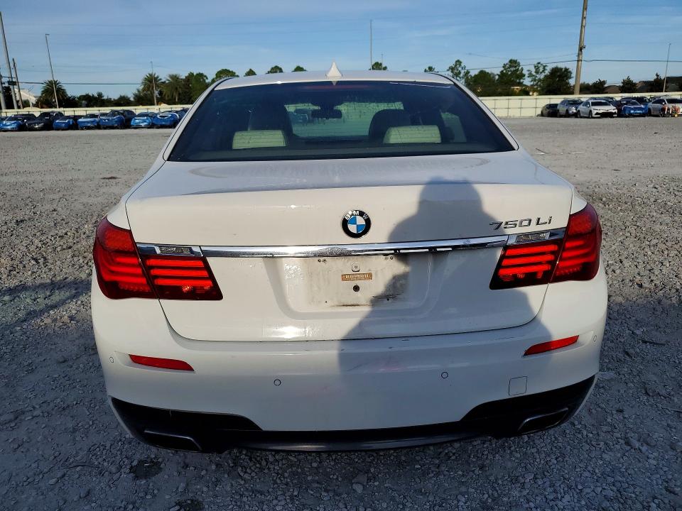 Продажа на аукционе авто 2013 Bmw 750, vin: WBAYE8C52DD133784, номер лота: 70659086