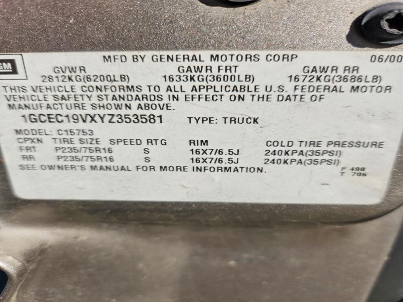 2000 Chevrolet Silverado მანქანა იყიდება აუქციონზე, vin: 1GCEC19VXYZ353581, აუქციონის ნომერი: 70413106