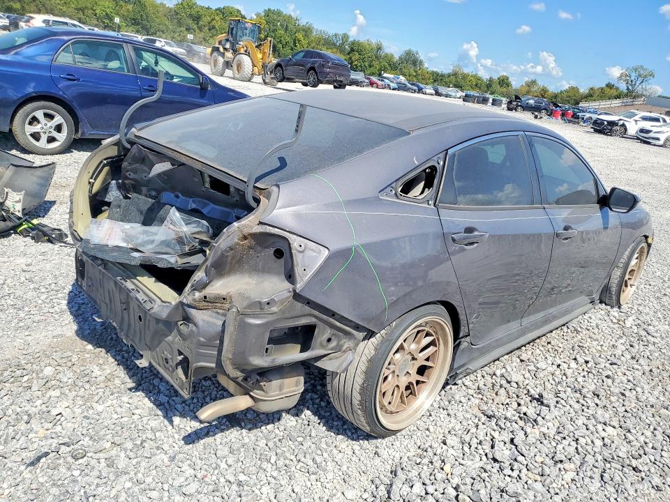 68184586 :رقم المزاد ، 2HGFC2F57JH563688 vin ، 2018 Honda Civic مزاد بيع