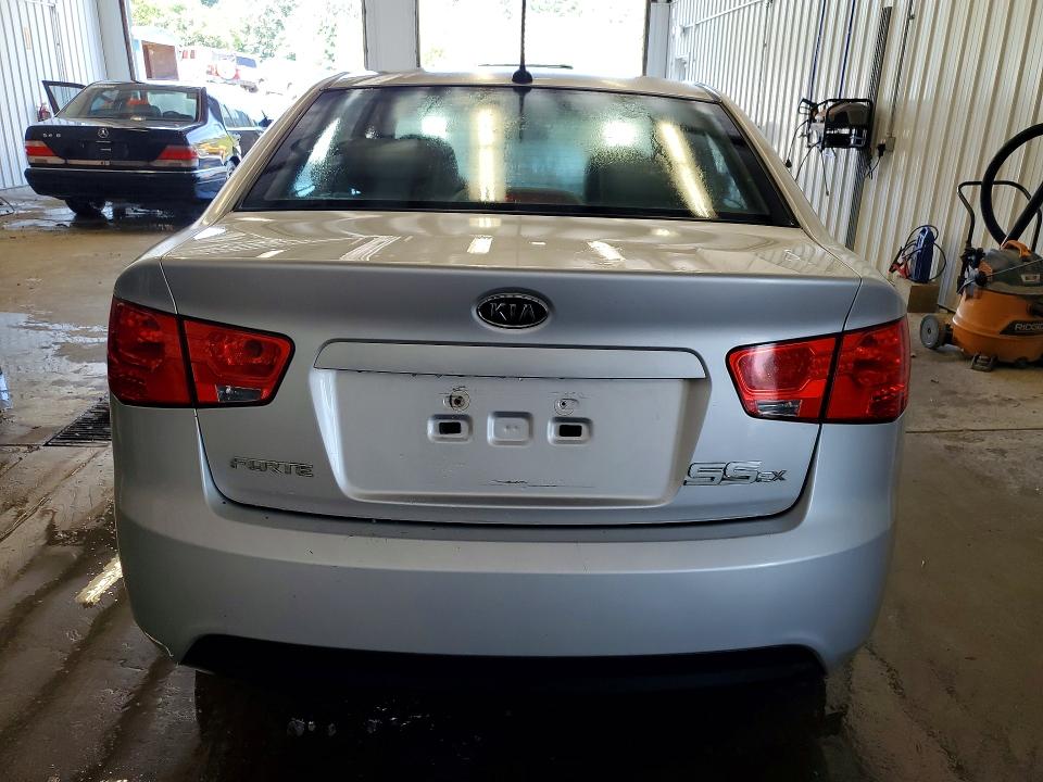 67883286 :رقم المزاد ، KNAFU4A24A5274423 vin ، 2010 Kia Forte مزاد بيع