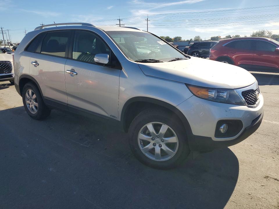 Продажа на аукционе авто 2011 Kia Sorento, vin: 5XYKTDA12BG178469, номер лота: 70500856