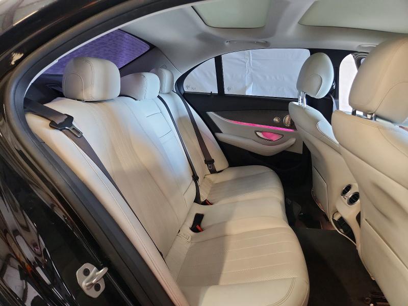 68667886 :رقم المزاد ، W1KZF8DB3MA999316 vin ، 2021 Mercedes-benz E مزاد بيع