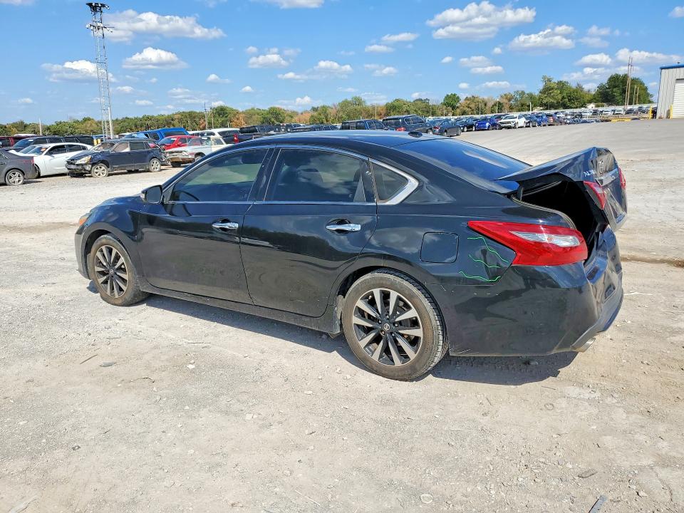 Продажа на аукционе авто 2018 Nissan Altima, vin: 1N4AL3AP2JC170097, номер лота: 68613496