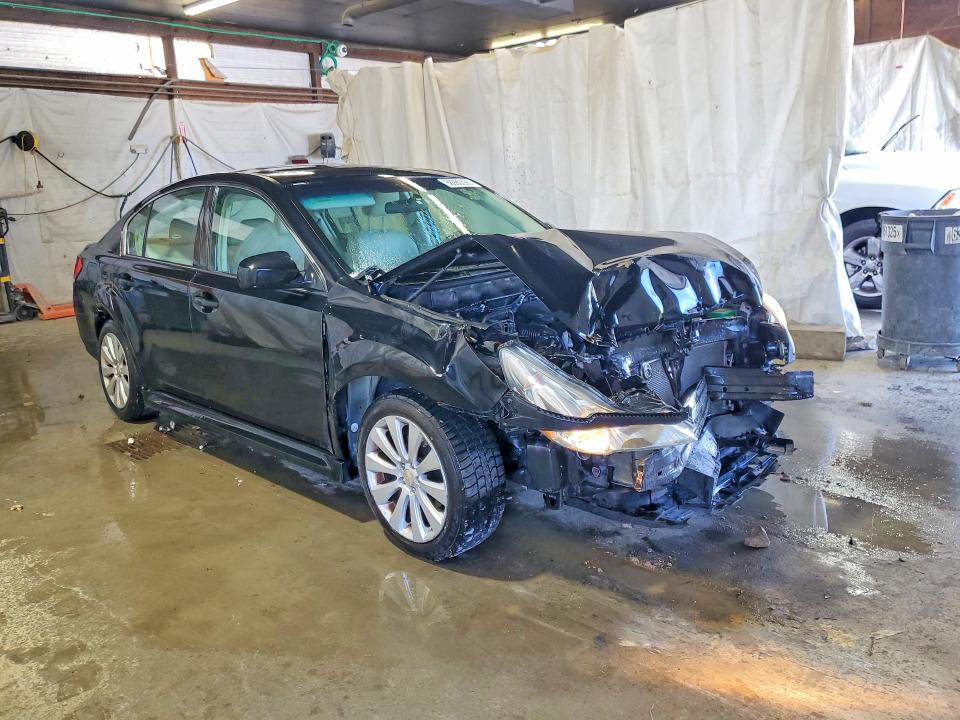 68980596 :رقم المزاد ، 4S3BMBK65B3216339 vin ، 2011 Subaru Legacy مزاد بيع