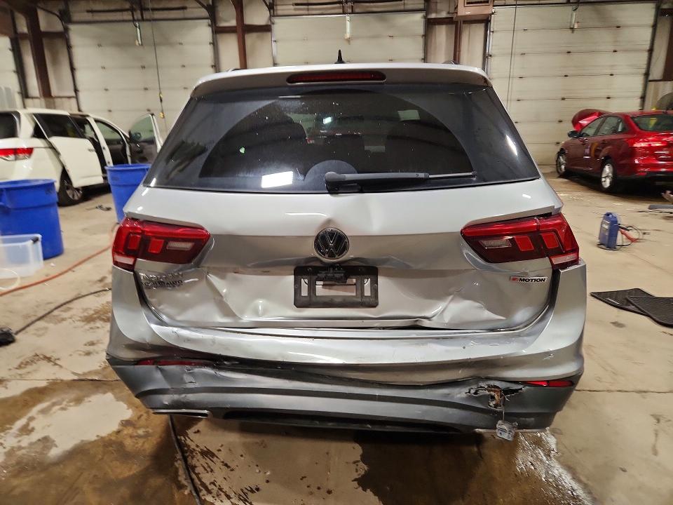Продажа на аукционе авто 2021 Volkswagen Tiguan, vin: 3VV0B7AX8MM079940, номер лота: 68612396